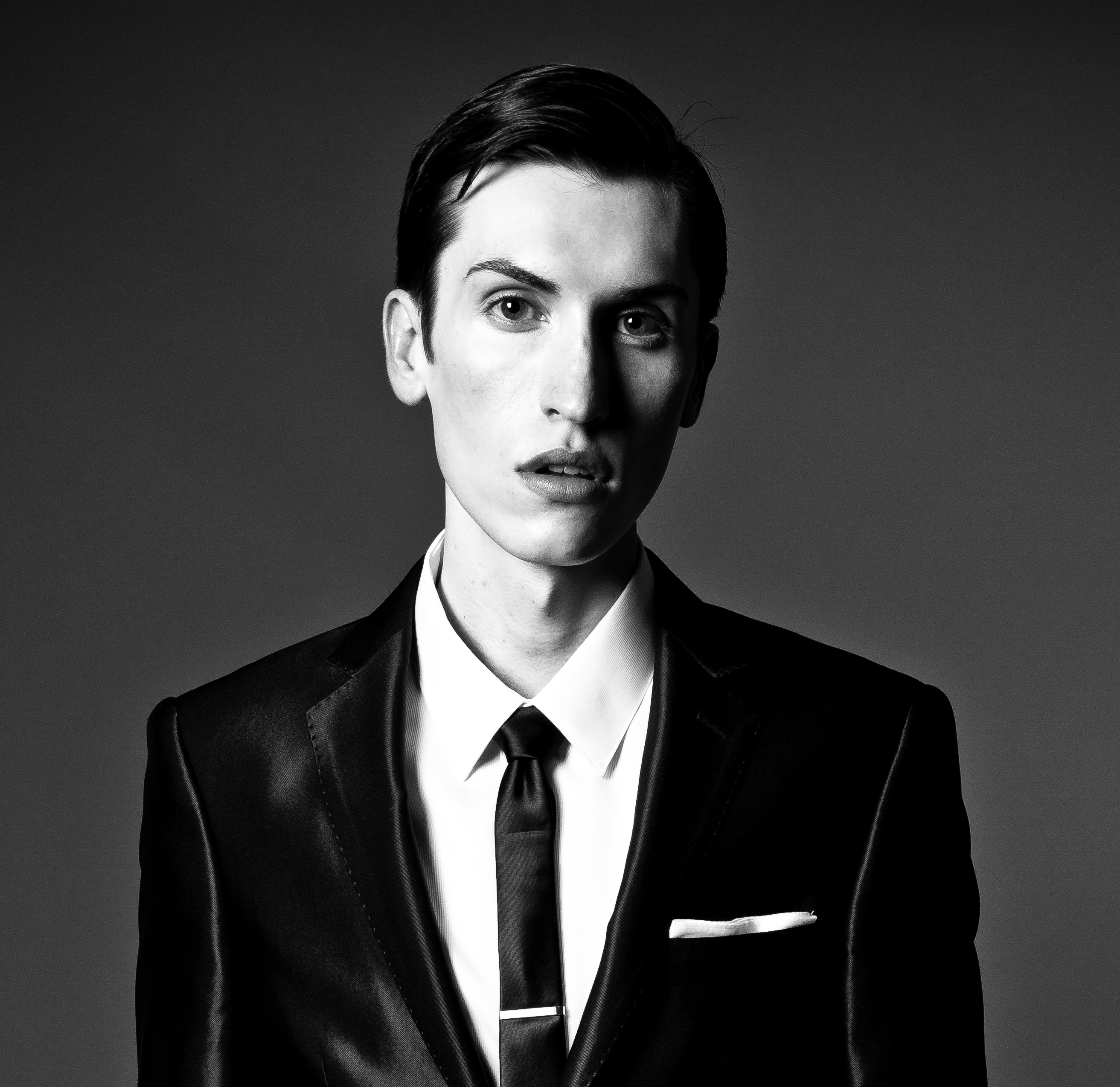 Gabe Clarke, tenor
